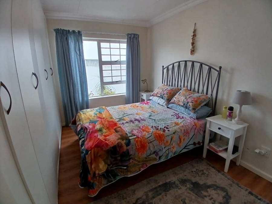3 Bedroom Property for Sale in Fraaiuitsig Western Cape